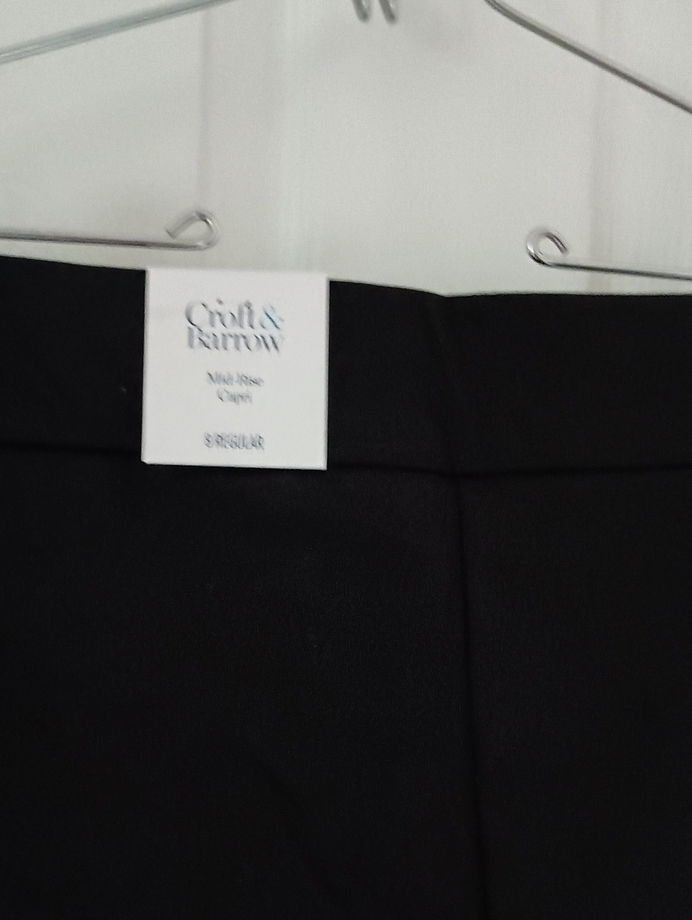 croft & barrow Black Mid-Rise Capris